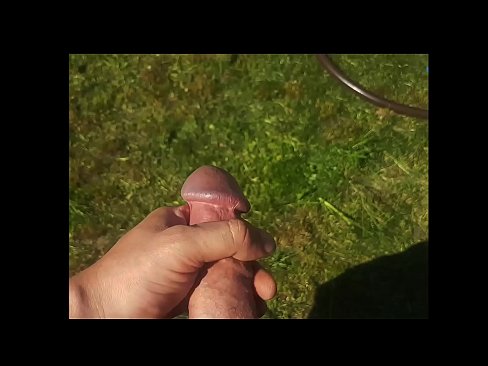 ❤️ Hete hottie laat zich in haar roze kutje neuken en spuitend klaarkomen in een zomerse tuin ️ Porno at nl.novoporn.ru ❌❤